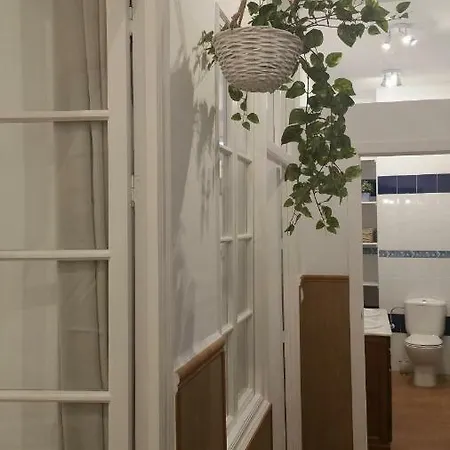 Apartamento Ollerias Malaga Exterior photo